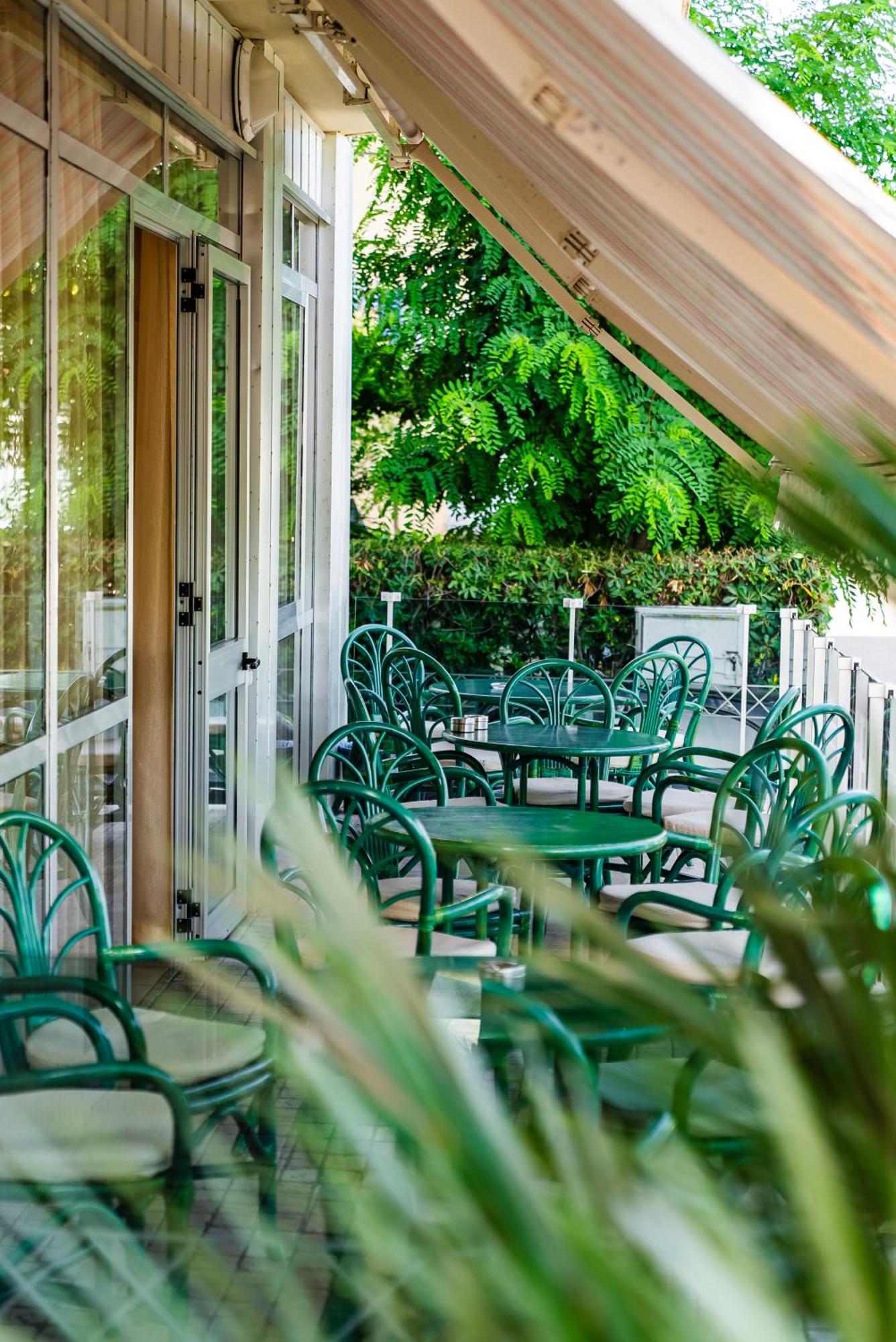 Hotel Joli Alba Adriatica Eksteriør bilde