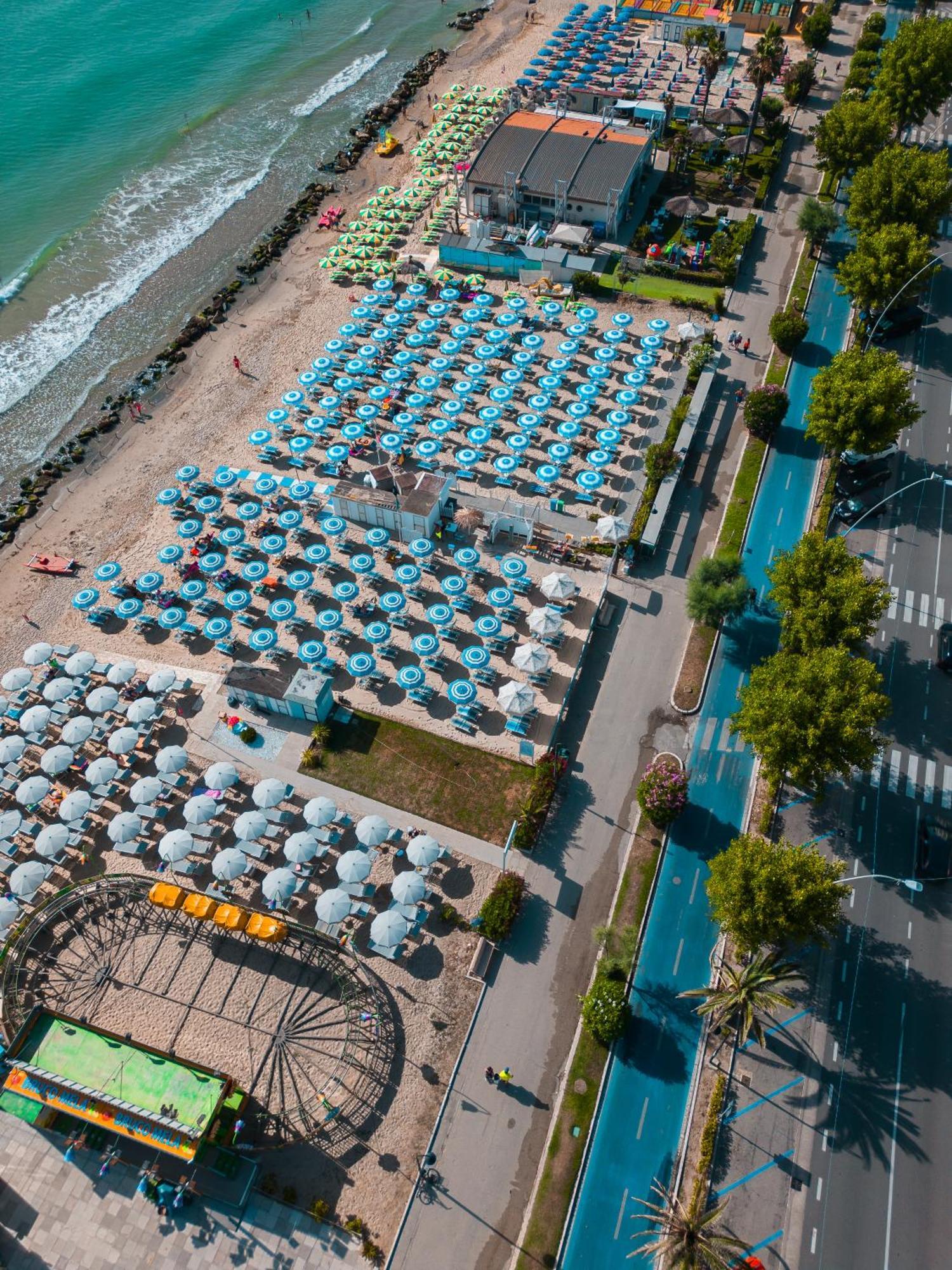 Hotel Joli Alba Adriatica Eksteriør bilde